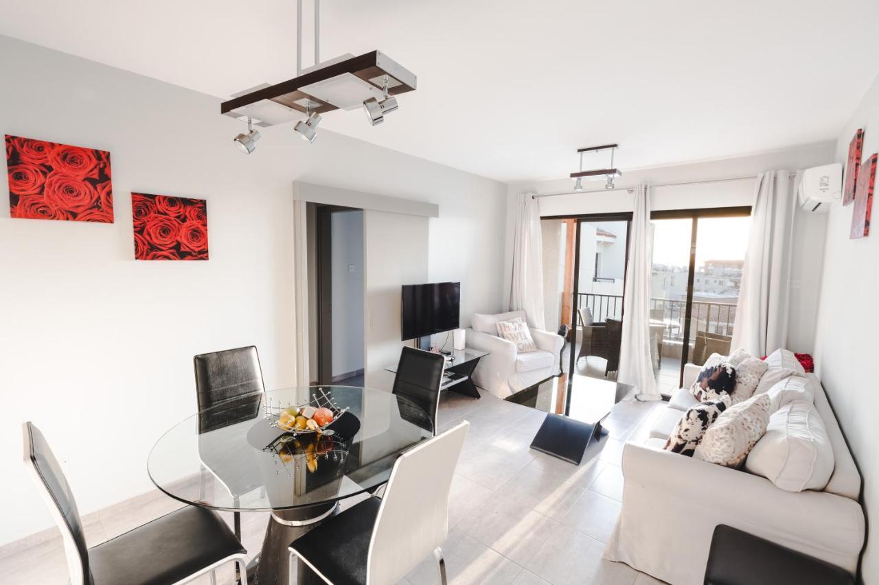 Alexis Apartments - Lovely 2-Bedroom With Swimming Pool Paphos Exterior foto