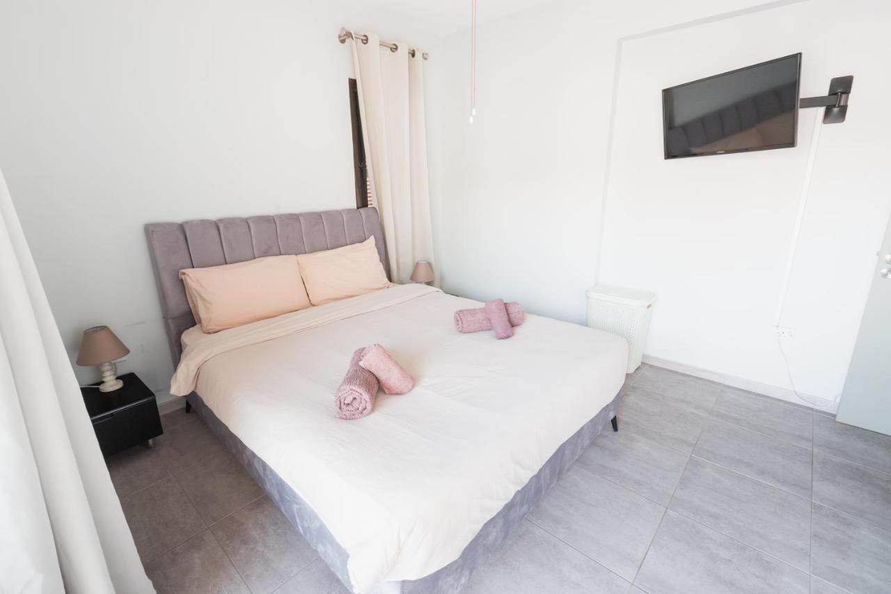 Alexis Apartments - Lovely 2-Bedroom With Swimming Pool Paphos Exterior foto